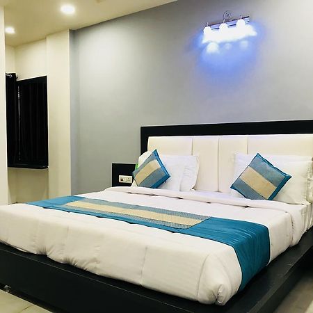 מלון אגרה Aaradhya Residency מראה חיצוני תמונה