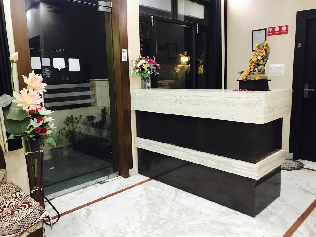 מלון אגרה Aaradhya Residency מראה חיצוני תמונה