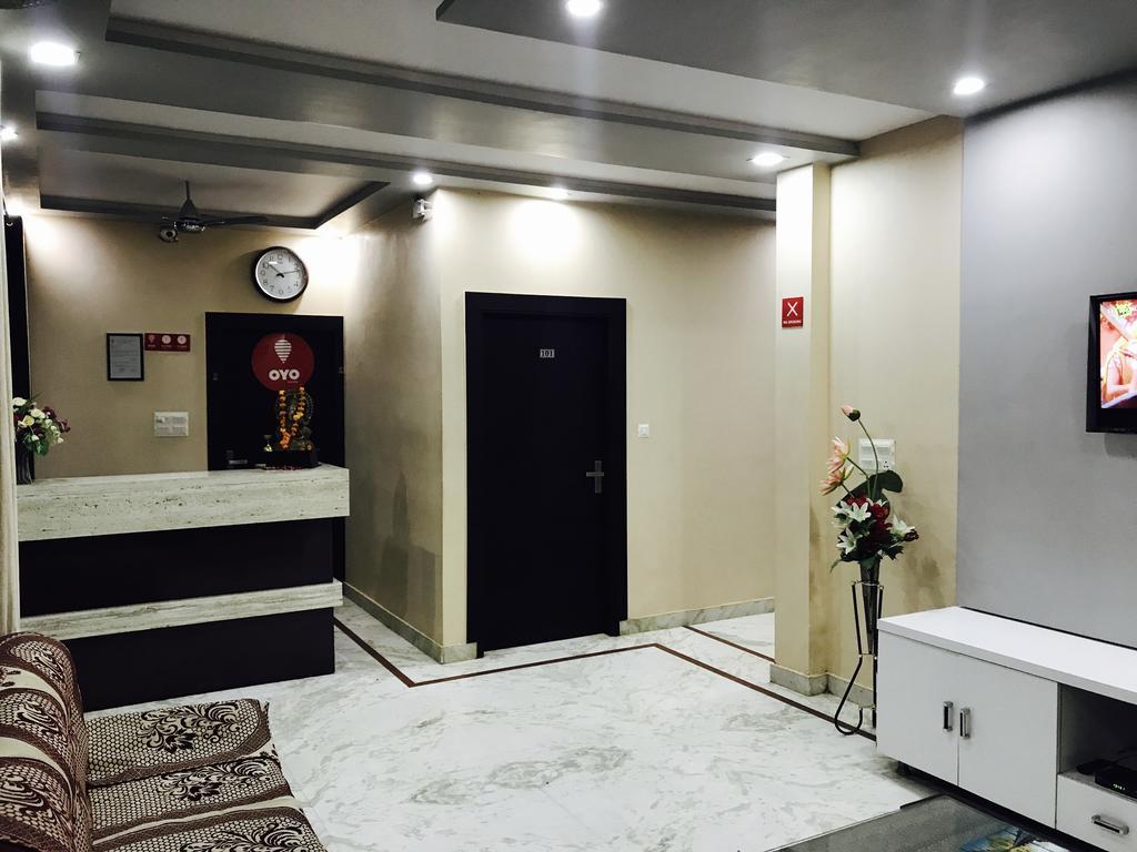מלון אגרה Aaradhya Residency מראה חיצוני תמונה