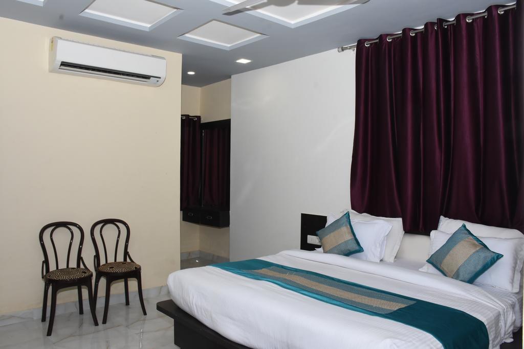 מלון אגרה Aaradhya Residency מראה חיצוני תמונה