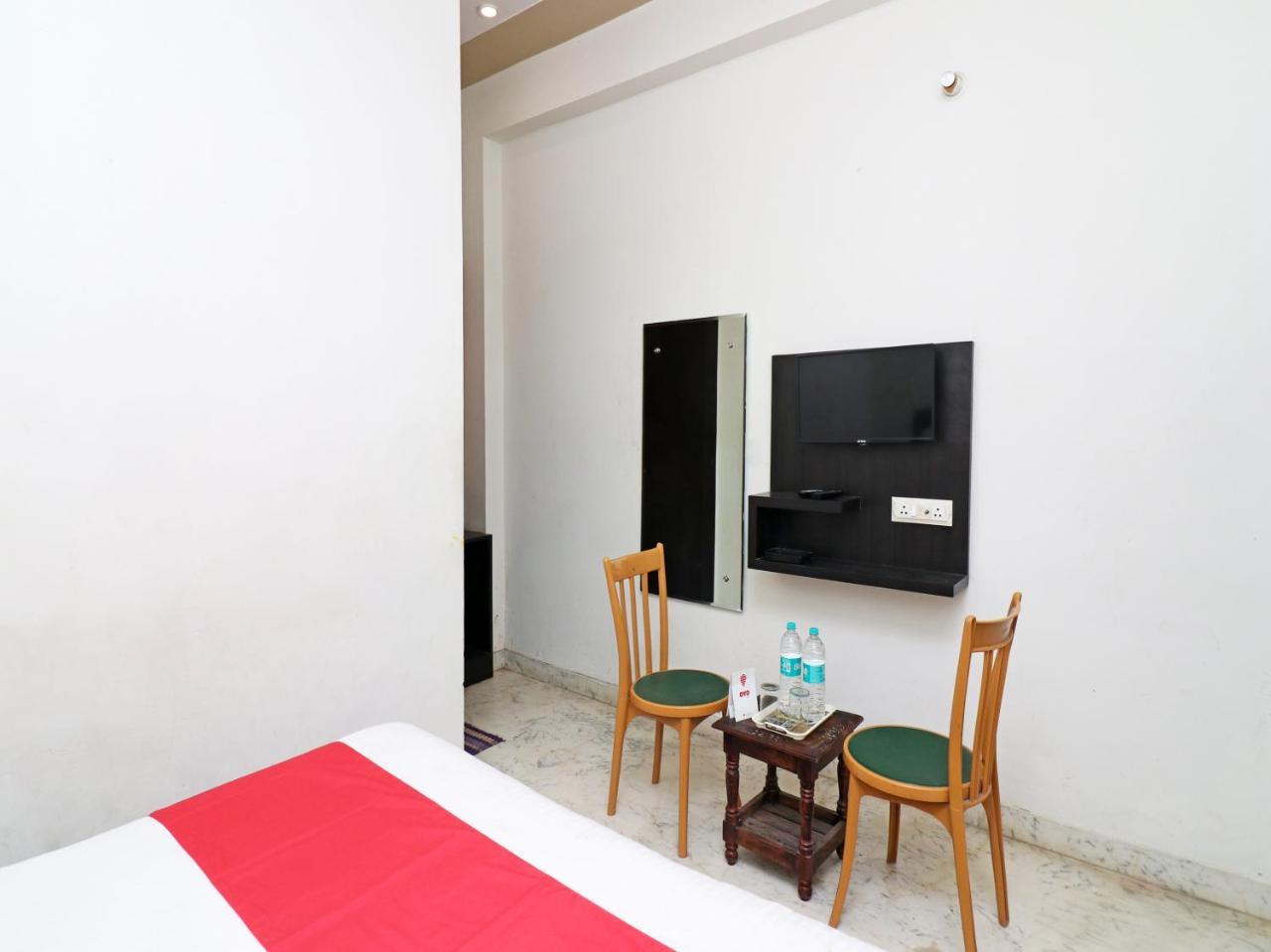 מלון אגרה Aaradhya Residency מראה חיצוני תמונה