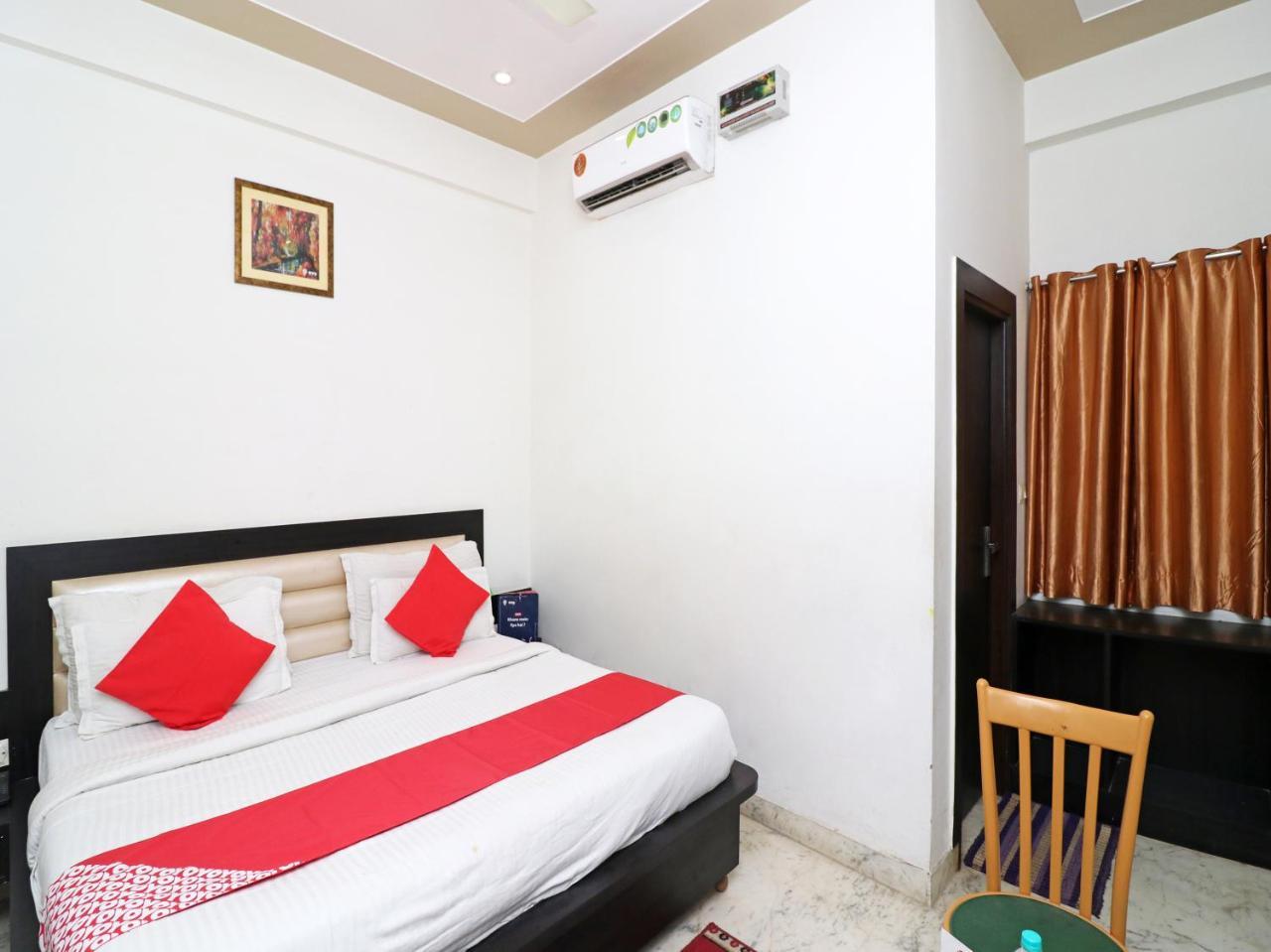 מלון אגרה Aaradhya Residency מראה חיצוני תמונה
