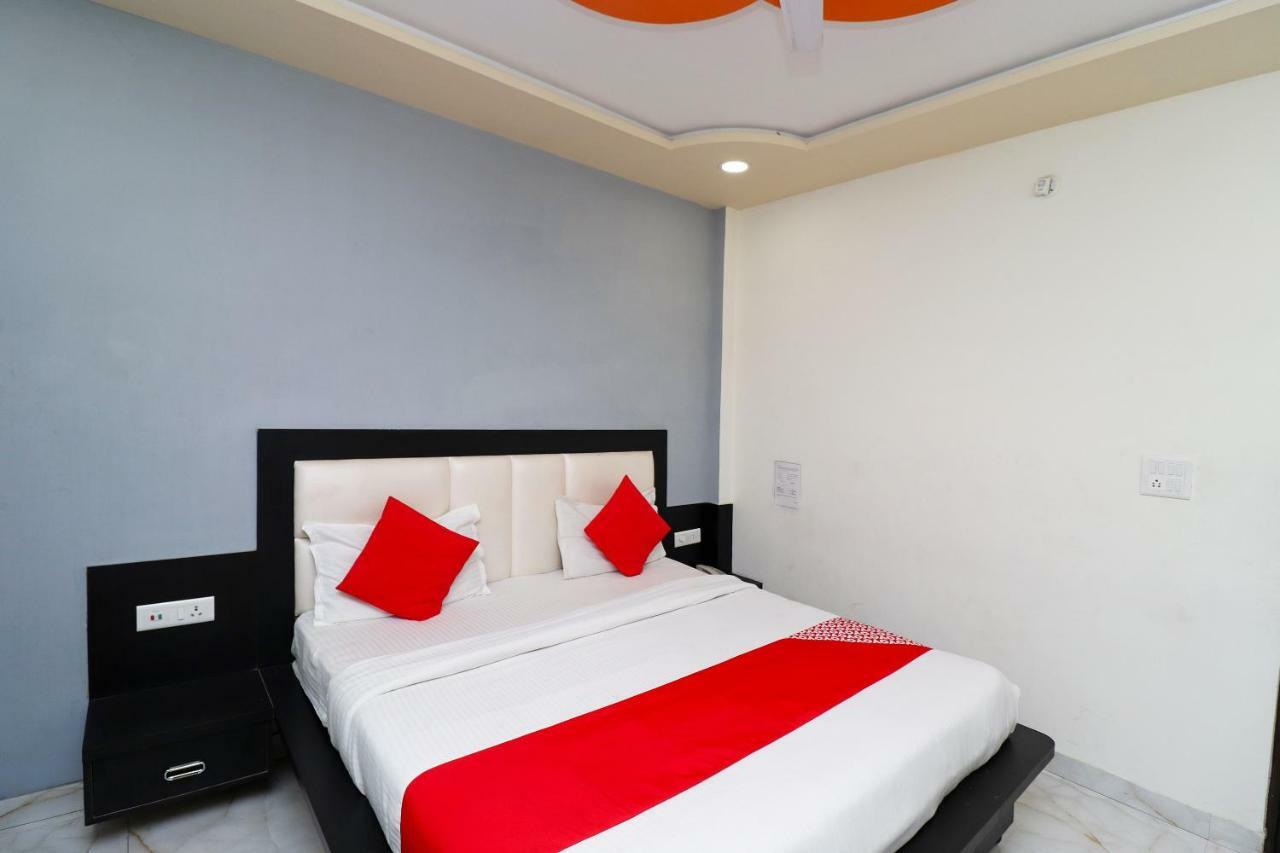 מלון אגרה Aaradhya Residency מראה חיצוני תמונה