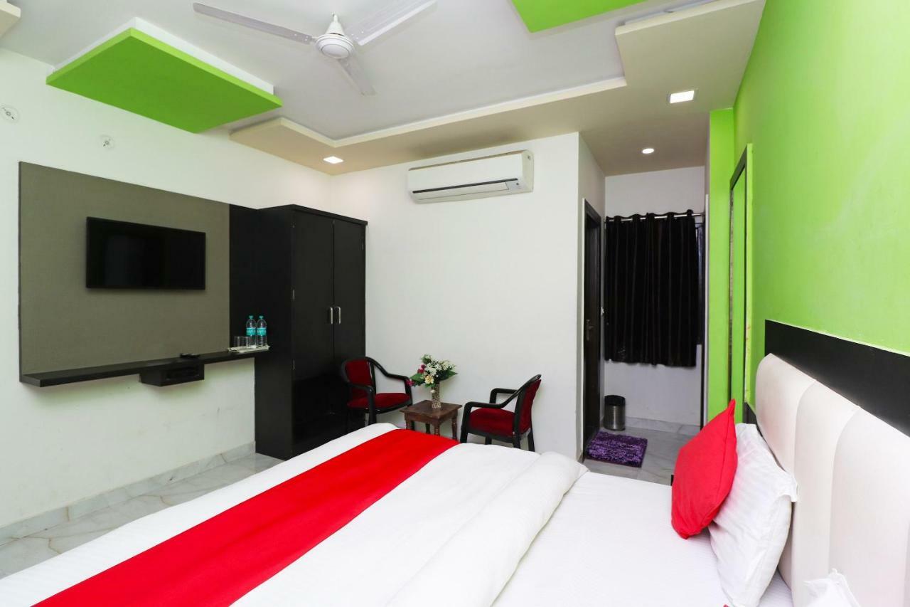 מלון אגרה Aaradhya Residency מראה חיצוני תמונה