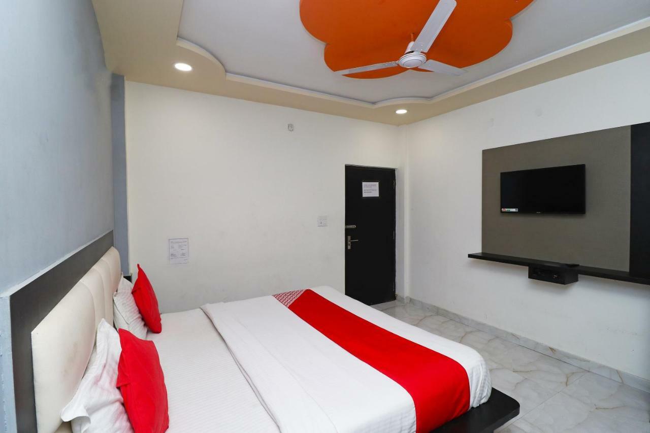 מלון אגרה Aaradhya Residency מראה חיצוני תמונה