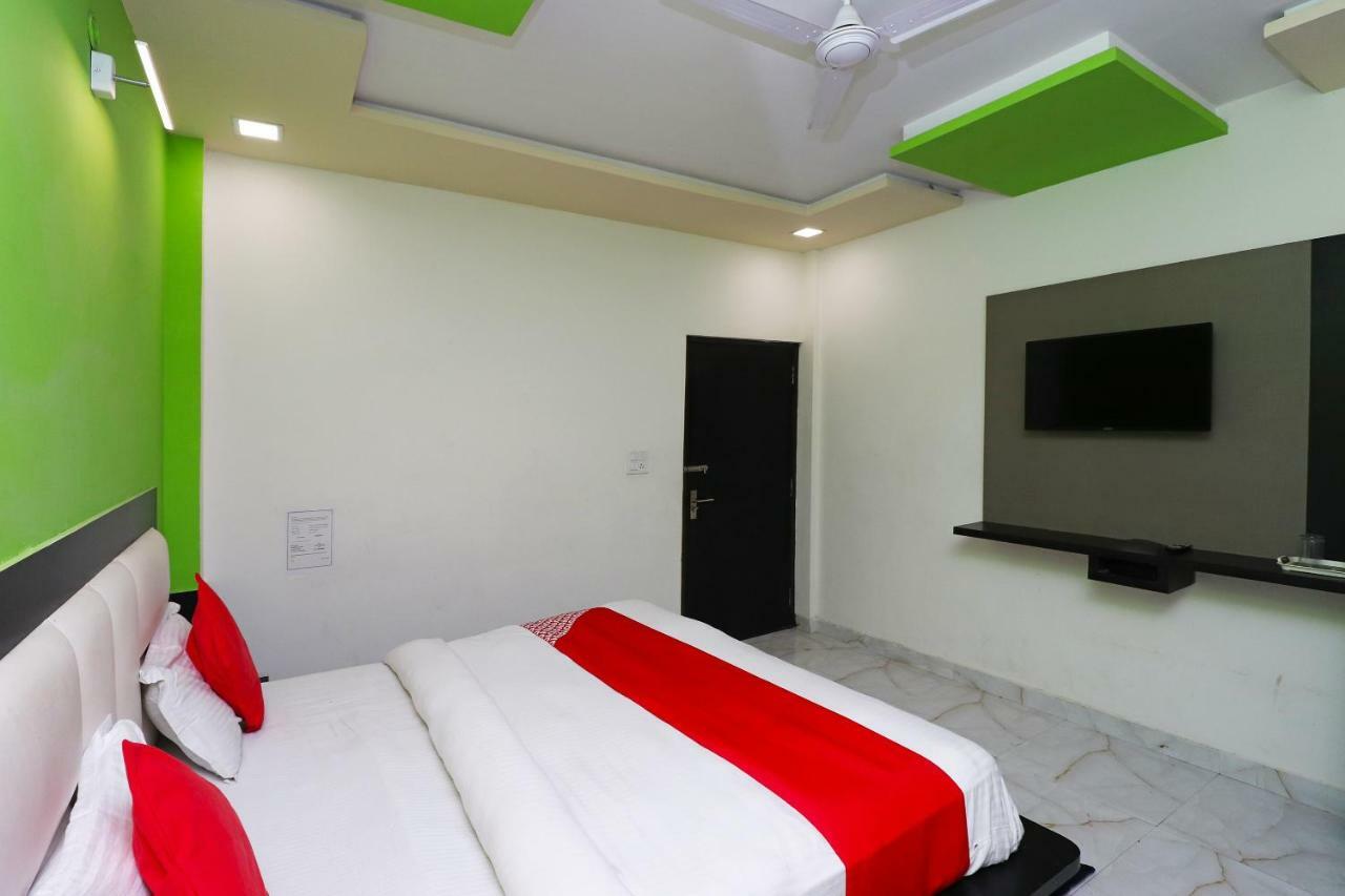 מלון אגרה Aaradhya Residency מראה חיצוני תמונה